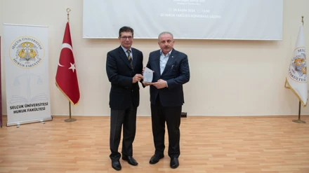 Eski TBMM Başkanı Şentop, Selçuk Üniversitesinde ‘Gazze’ temalı konferans verdi